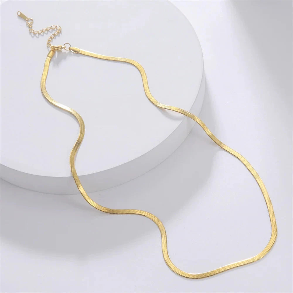 The Chic Herringbone Choker
