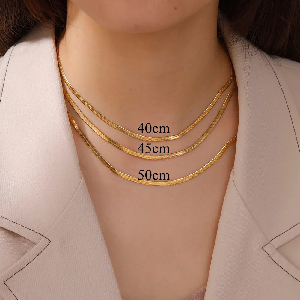 The Polished Herringbone Necklace